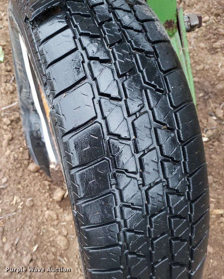 image for item DQ0365 Field cultivator