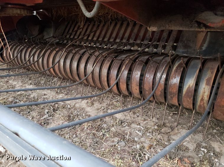 image for item DQ0378 2008 Massey Ferguson 2756A  round baler