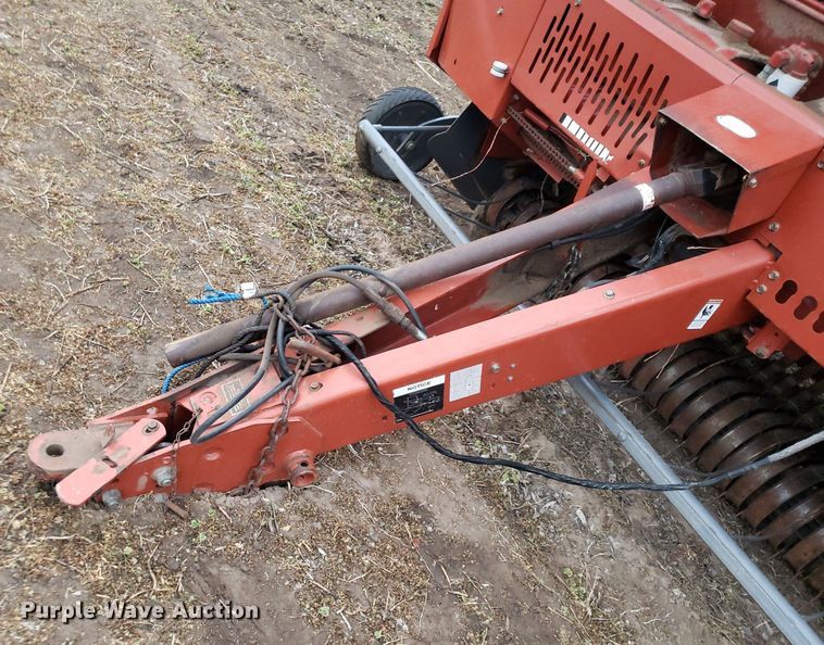 image for item DQ0378 2008 Massey Ferguson 2756A  round baler