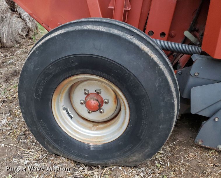 image for item DQ0378 2008 Massey Ferguson 2756A  round baler
