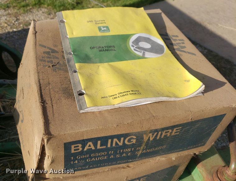 image for item DQ0515 John Deere 336  small square baler