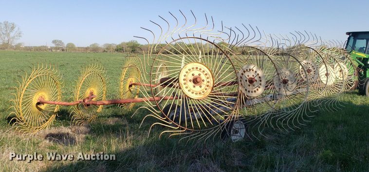 image for item DQ0516 Hay rake