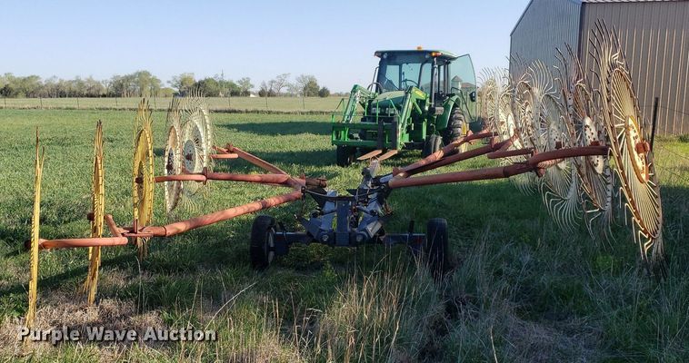image for item DQ0516 Hay rake