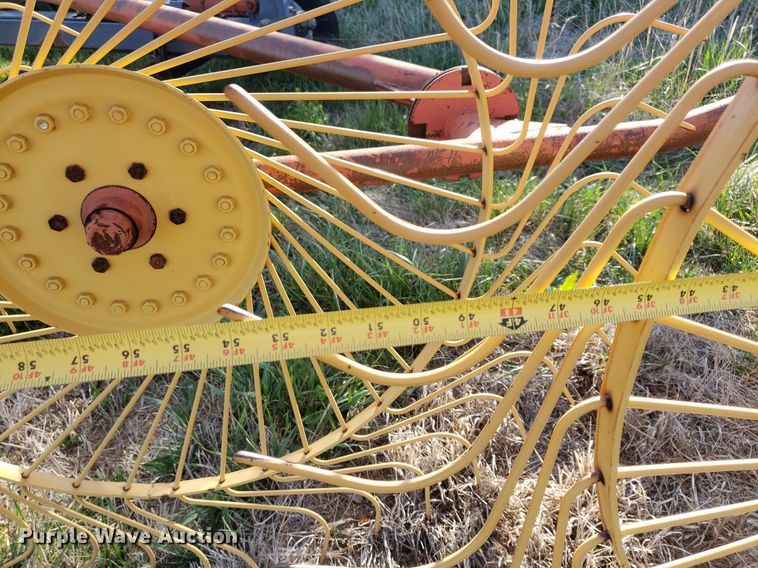 image for item DQ0516 Hay rake