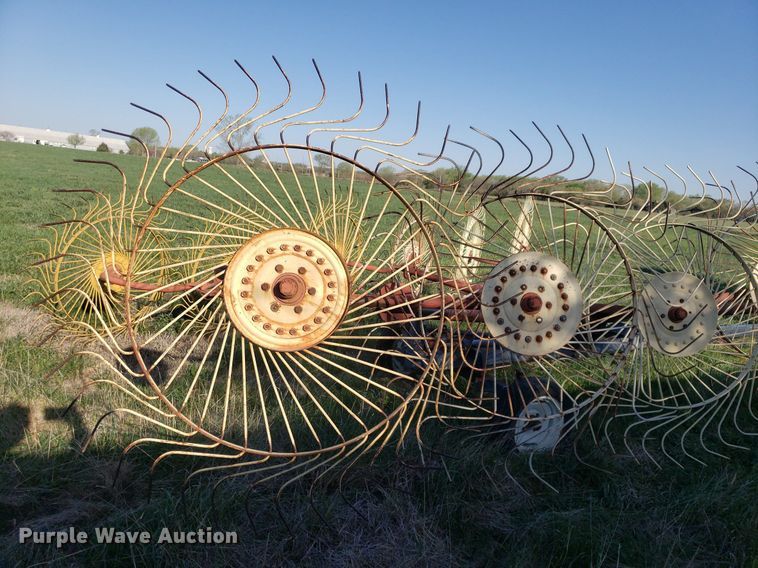image for item DQ0516 Hay rake