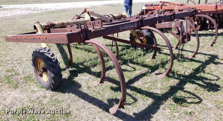 image for item DQ0518 Filed cultivator