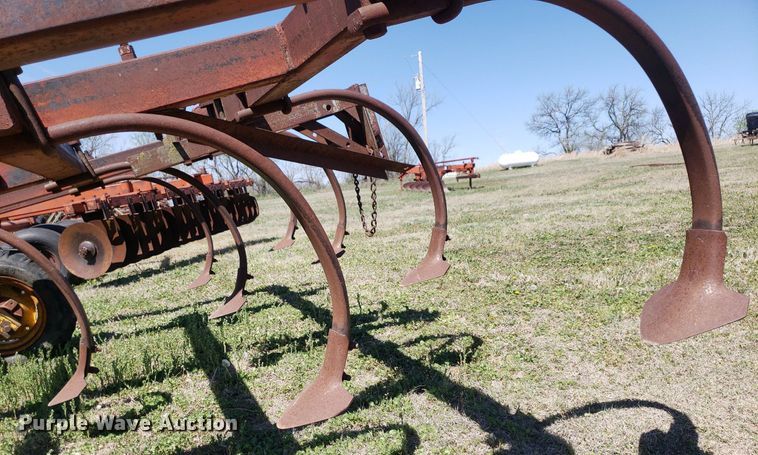 image for item DQ0518 Filed cultivator