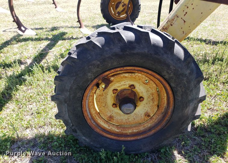 image for item DQ0518 Filed cultivator