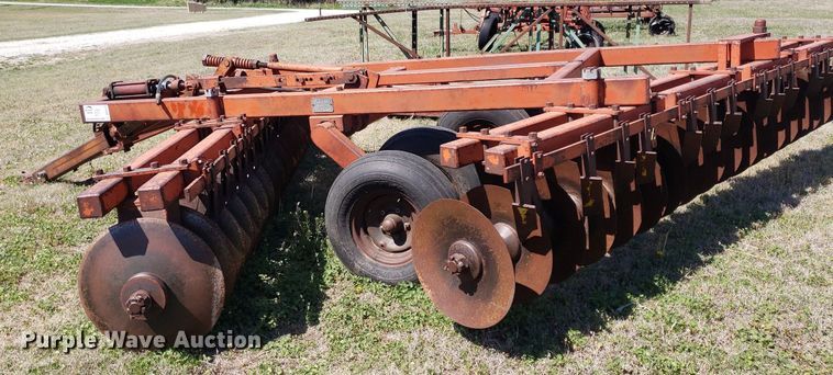 image for item DQ0519 Miller  off-set disk