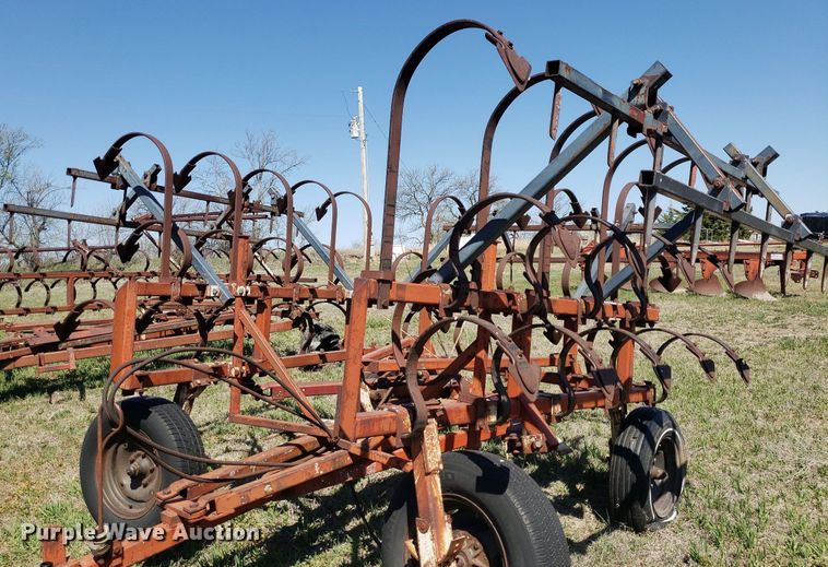 image for item DQ0521 CrustBuster  field cultivator
