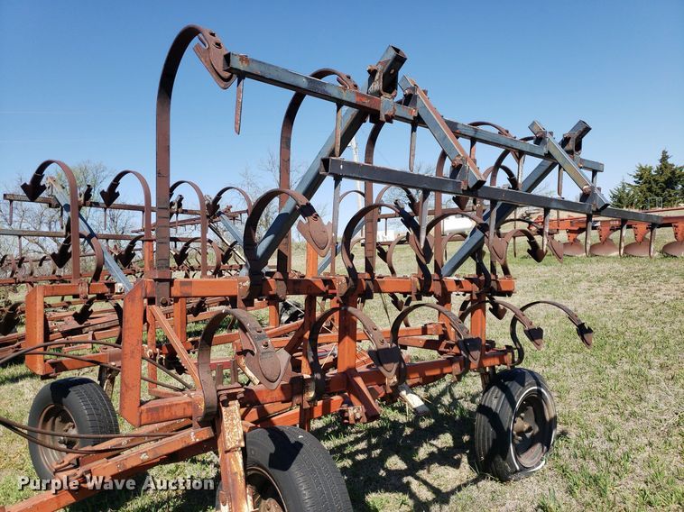 image for item DQ0521 CrustBuster  field cultivator