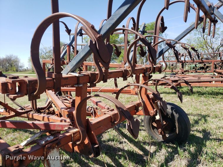 image for item DQ0521 CrustBuster  field cultivator