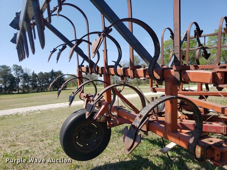 image for item DQ0521 CrustBuster  field cultivator