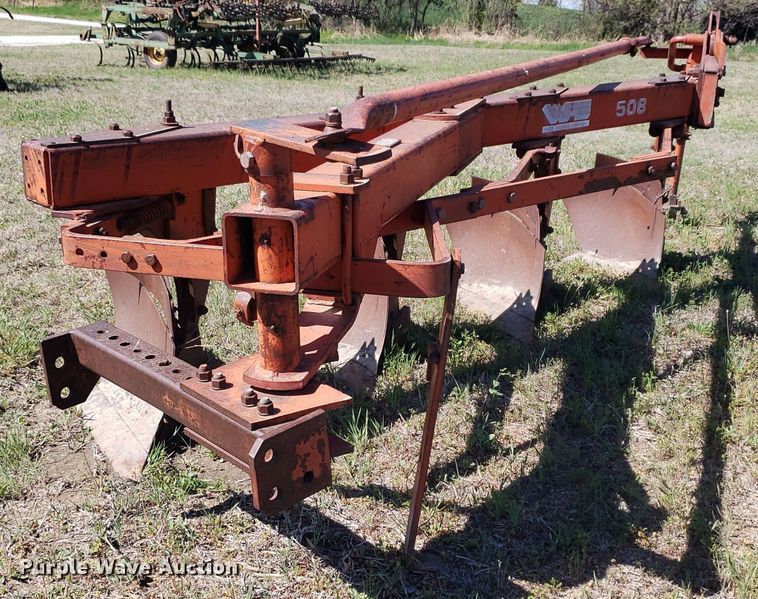 image for item DQ0524 White Farm Equipment 508  four bottom plow