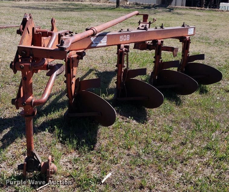image for item DQ0524 White Farm Equipment 508  four bottom plow
