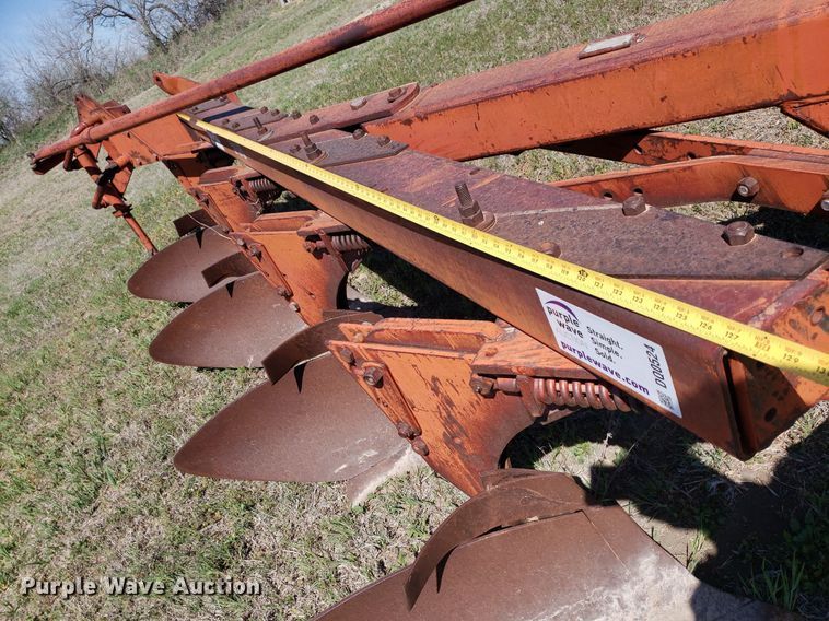 image for item DQ0524 White Farm Equipment 508  four bottom plow