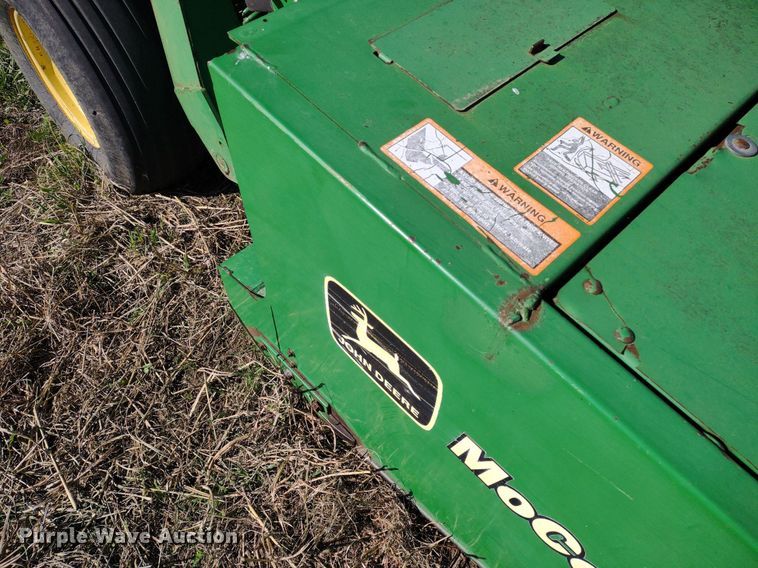 image for item DQ1672 2000 John Deere 945  swather / windrower