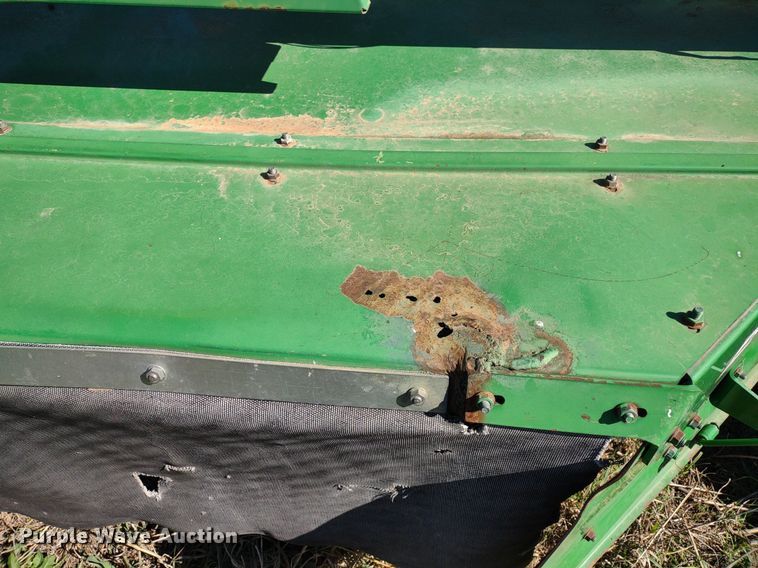 image for item DQ1672 2000 John Deere 945  swather / windrower