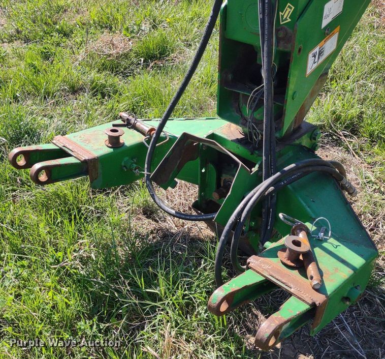 image for item DQ1672 2000 John Deere 945  swather / windrower