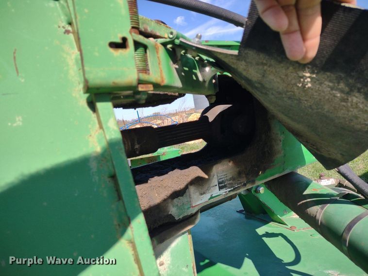 image for item DQ1672 2000 John Deere 945  swather / windrower