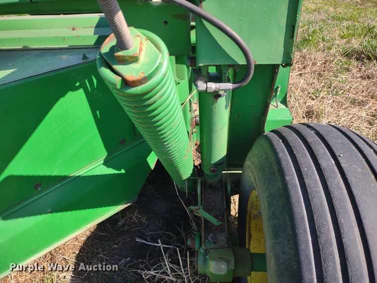 image for item DQ1672 2000 John Deere 945  swather / windrower