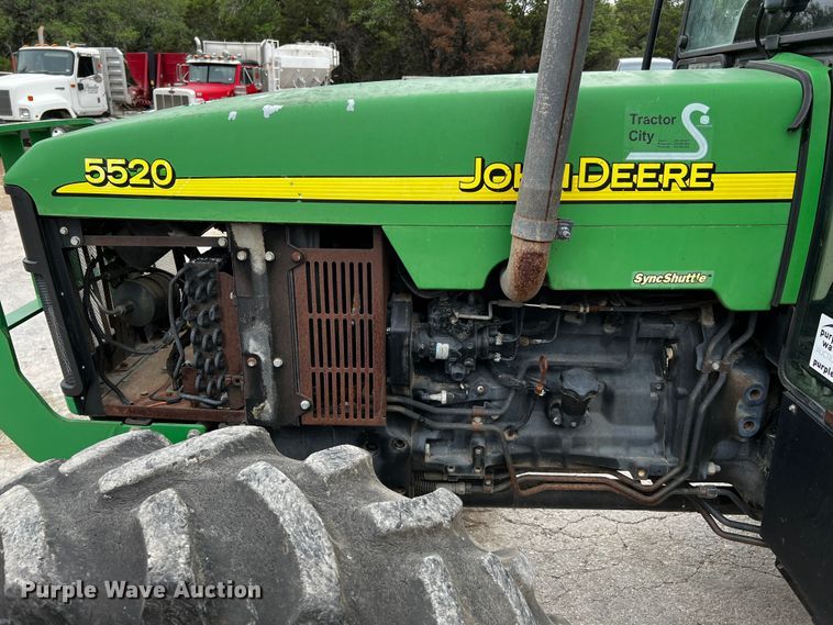 image for item DQ2034 2002 John Deere 5520  MFWD tractor