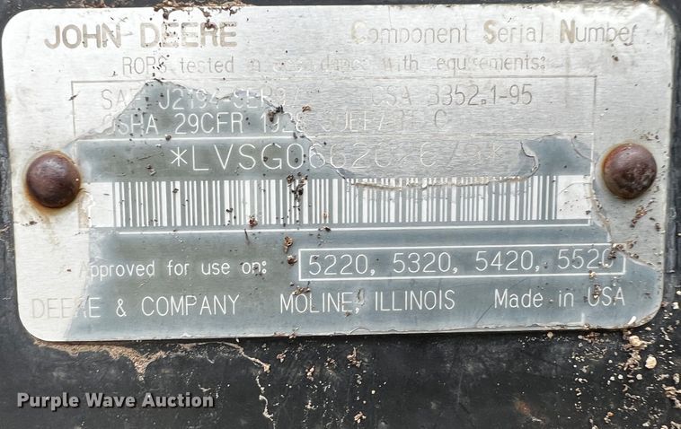 image for item DQ2034 2002 John Deere 5520  MFWD tractor