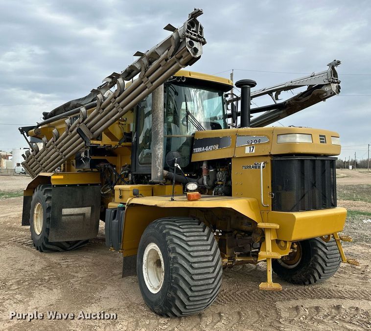 image for item DQ8719 Ag-Chem TerraGator 8204  applicator