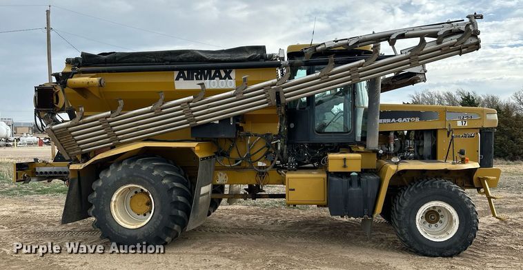 image for item DQ8719 Ag-Chem TerraGator 8204  applicator