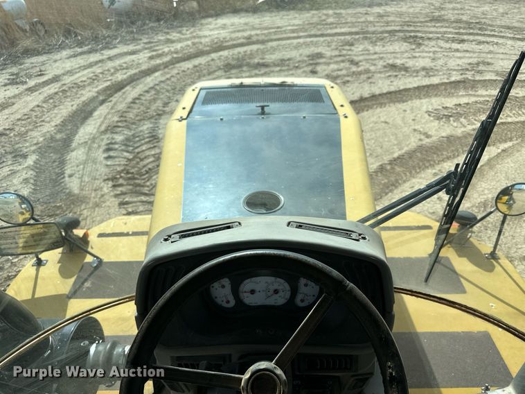 image for item DQ8719 Ag-Chem TerraGator 8204  applicator