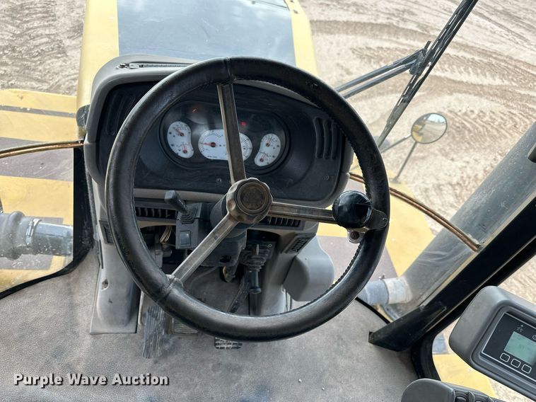 image for item DQ8719 Ag-Chem TerraGator 8204  applicator