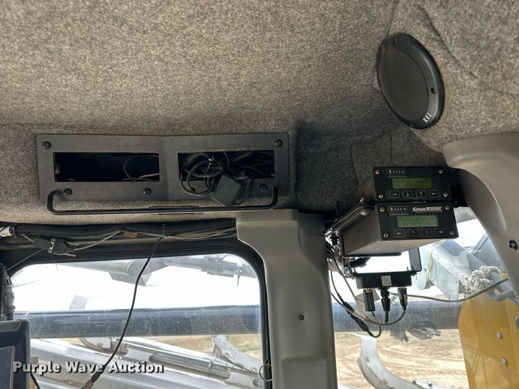 image for item DQ8719 Ag-Chem TerraGator 8204  applicator