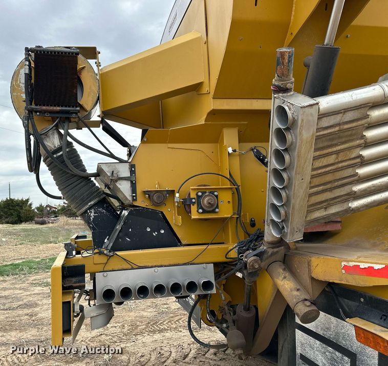 image for item DQ8719 Ag-Chem TerraGator 8204  applicator