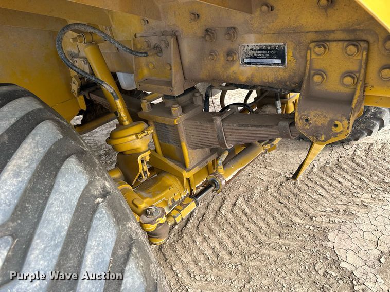 image for item DQ8719 Ag-Chem TerraGator 8204  applicator