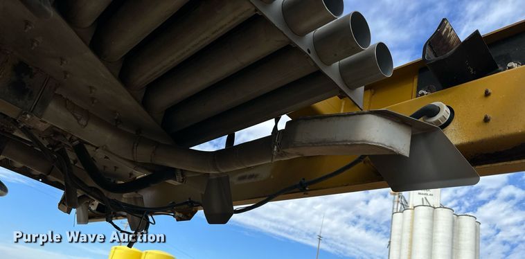 image for item DQ8719 Ag-Chem TerraGator 8204  applicator