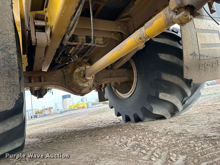 image for item DQ8719 Ag-Chem TerraGator 8204  applicator