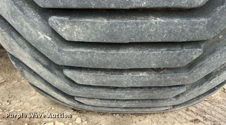 image for item DQ8719 Ag-Chem TerraGator 8204  applicator