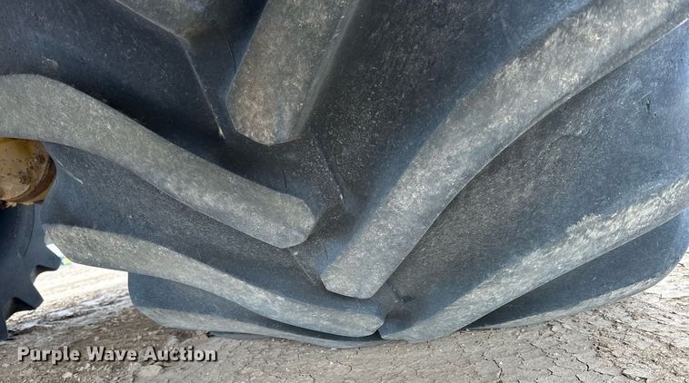 image for item DQ8719 Ag-Chem TerraGator 8204  applicator