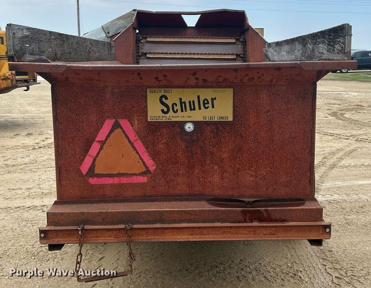 image for item DR4575 Schuler 125B  feed wagon