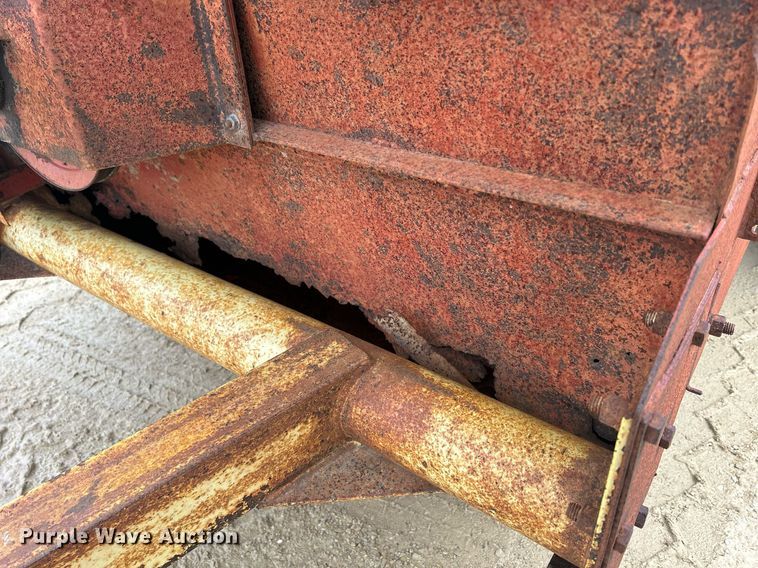 image for item DR4575 Schuler 125B  feed wagon