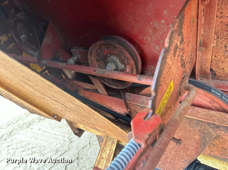 image for item DR4575 Schuler 125B  feed wagon