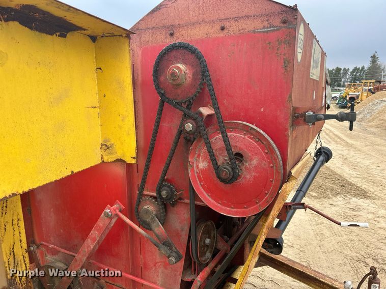 image for item DR4575 Schuler 125B  feed wagon