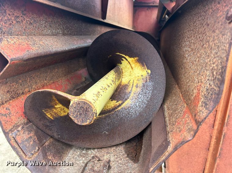 image for item DR4575 Schuler 125B  feed wagon