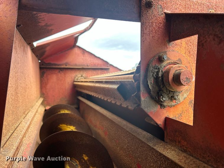 image for item DR4575 Schuler 125B  feed wagon