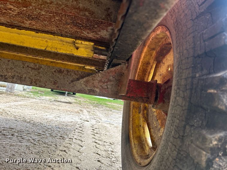 image for item DR4575 Schuler 125B  feed wagon