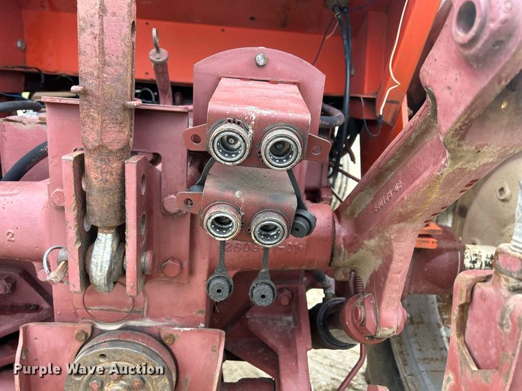 image for item DR4578 Allis-Chalmers AC7000  tractor