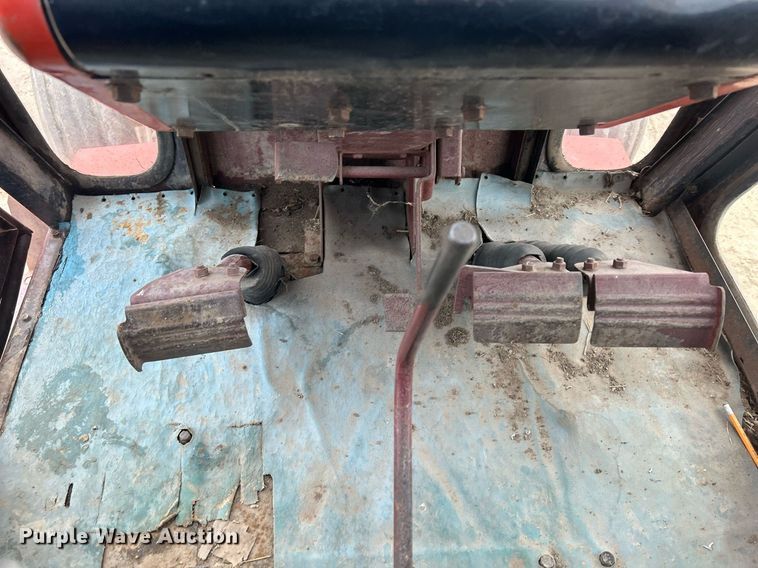 image for item DR4578 Allis-Chalmers AC7000  tractor