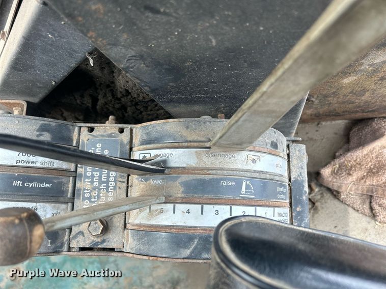 image for item DR4578 Allis-Chalmers AC7000  tractor