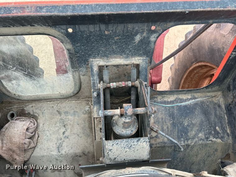 image for item DR4578 Allis-Chalmers AC7000  tractor