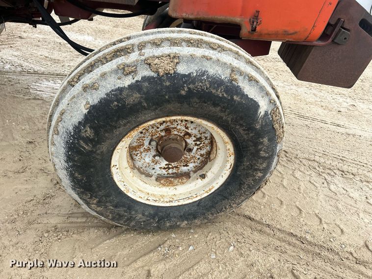 image for item DR4578 Allis-Chalmers AC7000  tractor